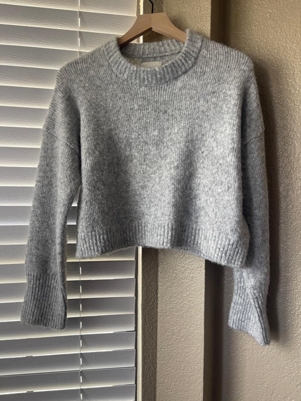 Abercrombie & Fitch Heather Gray Cropped Crewneck Sweater